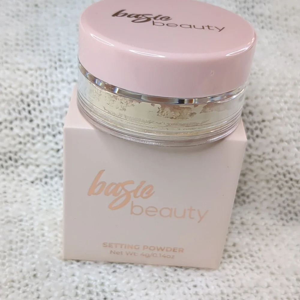 Basic Beauty Setting Powder in Banana, 4g/0.14oz